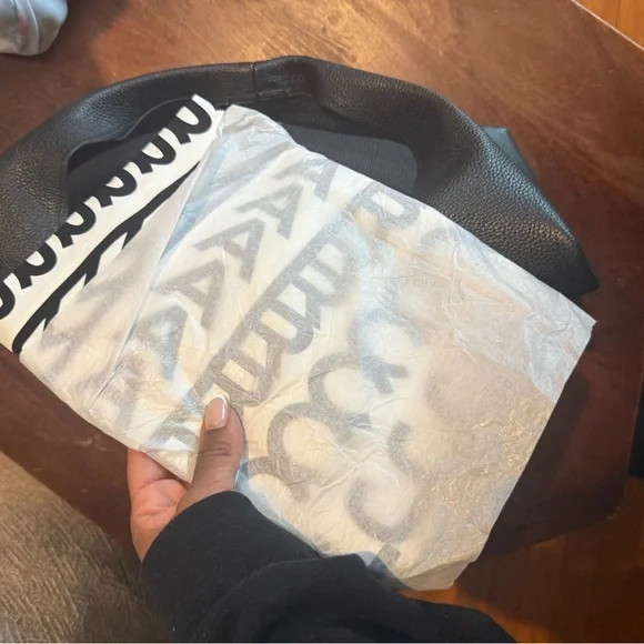 Marc Jacobs Black Toiletry Sack Bag - Picture 5 of 5